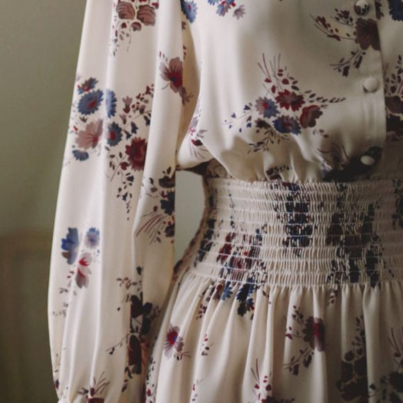 Long-Sleeved Floral Print Chiffon Dress Size Small in Light Tan - Picture 13 of 15